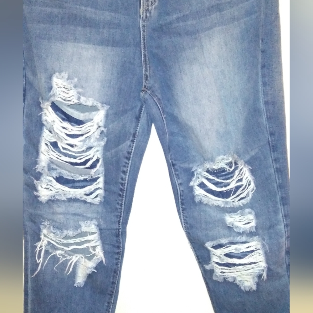 ❌SOLD❌YMI Dream High Rise/ Dream Fit Jeans - Picture 4 of 8